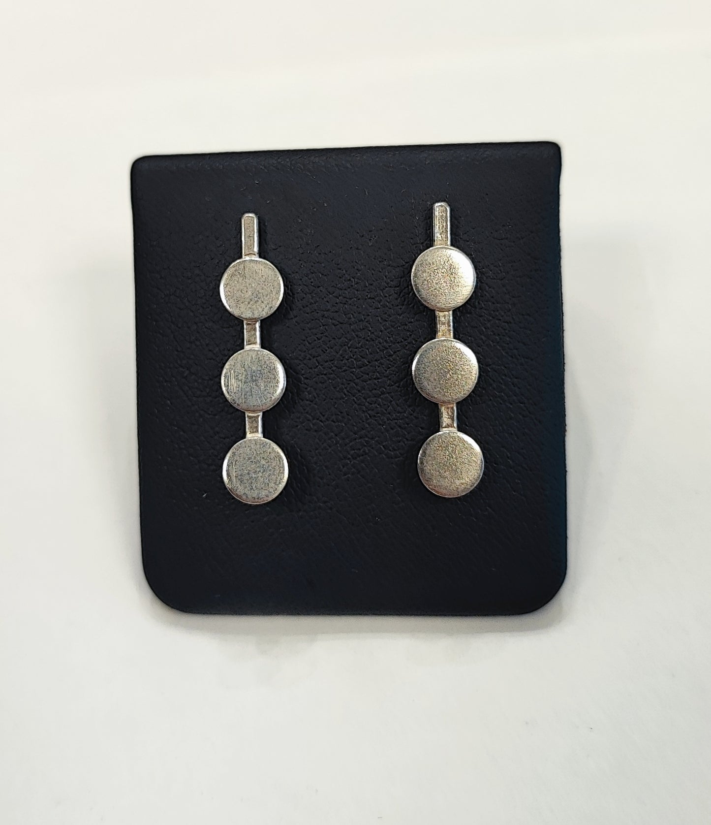 Boucles d'oreilles ronds sablés