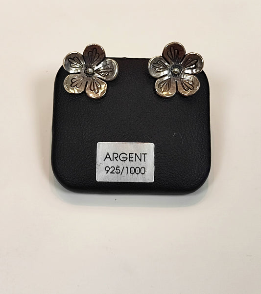 Puces d'oreilles fleurs argent massif