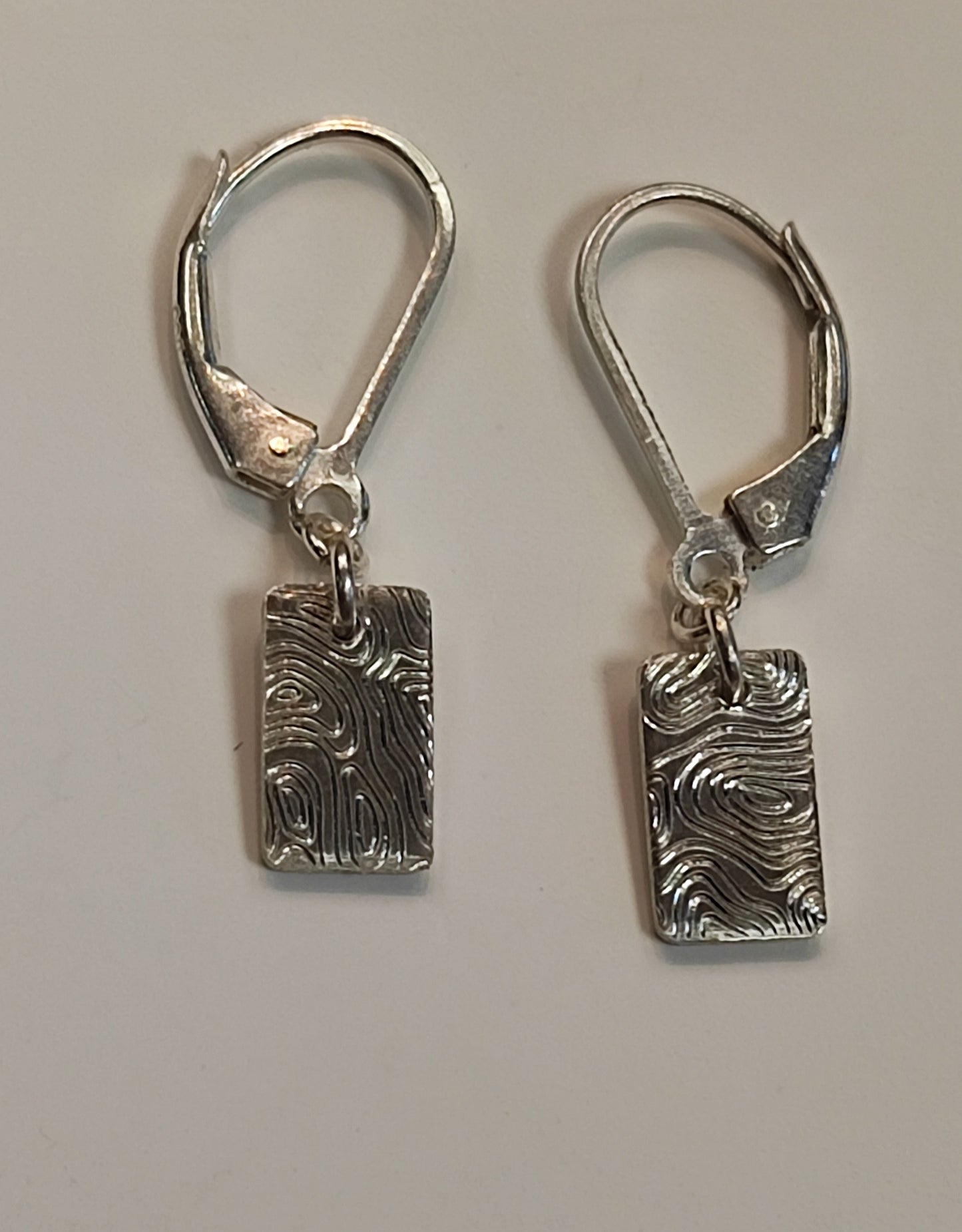 Boucles d'oreilles argent motif vague, format moyen