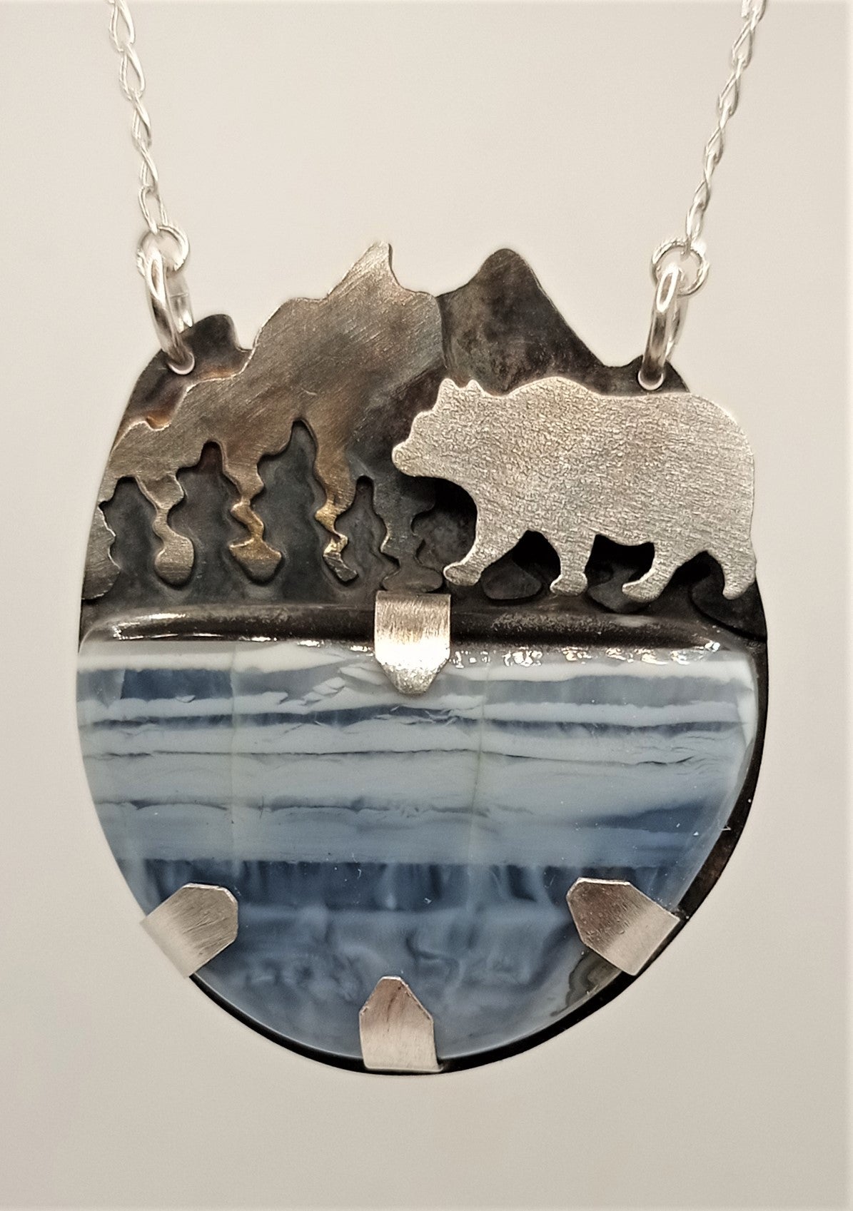 Collier ours polaire, opale bleue owyhee